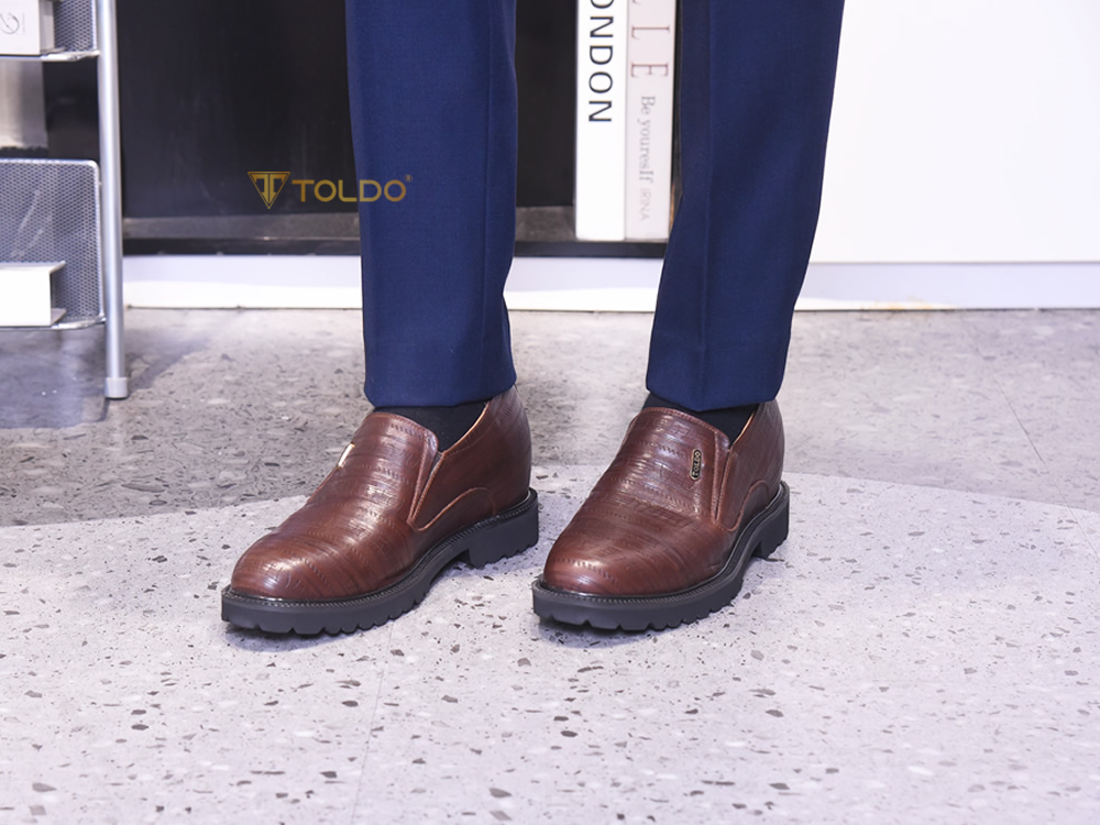 Giày cao 10cm siêu nhẹ màu nâu sần 5