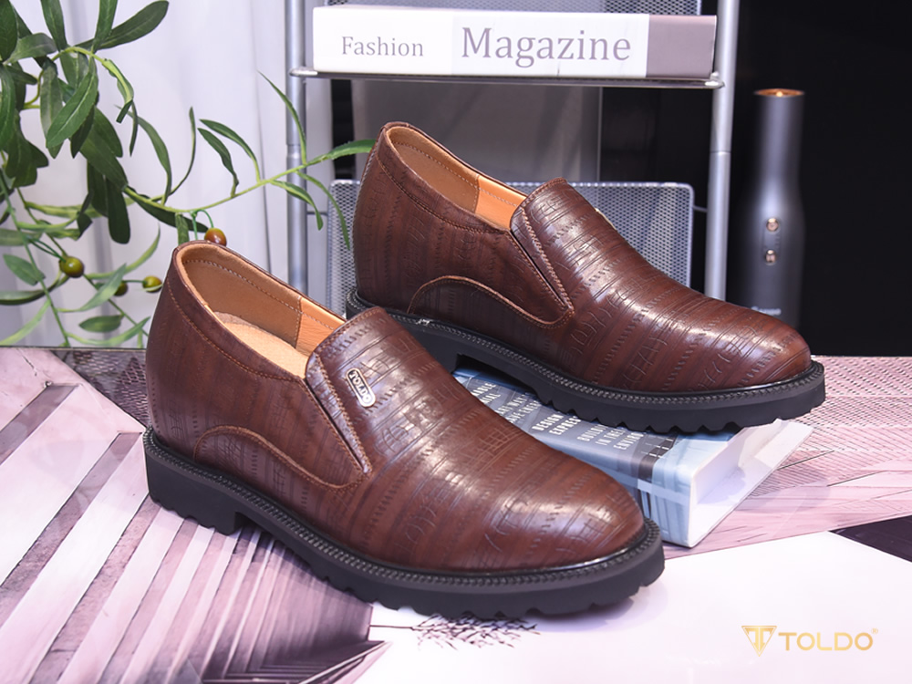 Giày cao 10cm siêu nhẹ màu nâu sần 12