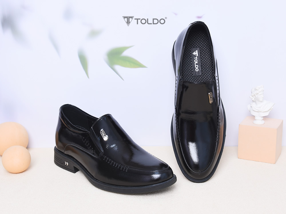 Giày cao 7cm da bóng đế khâu