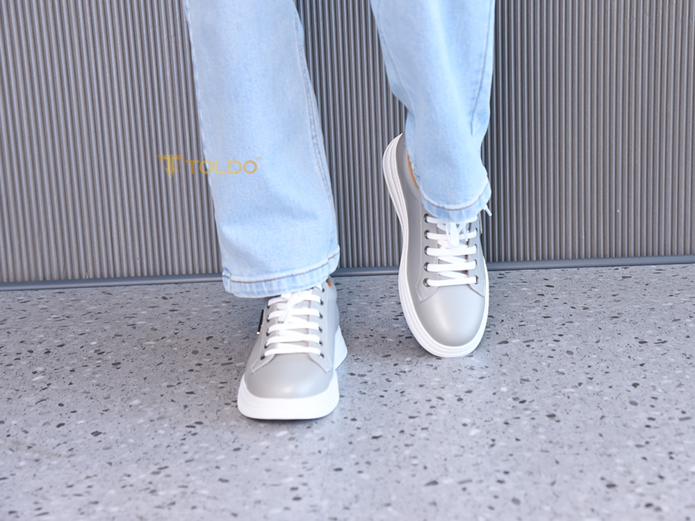Giày cao 8cm thể thao màu ghi xám