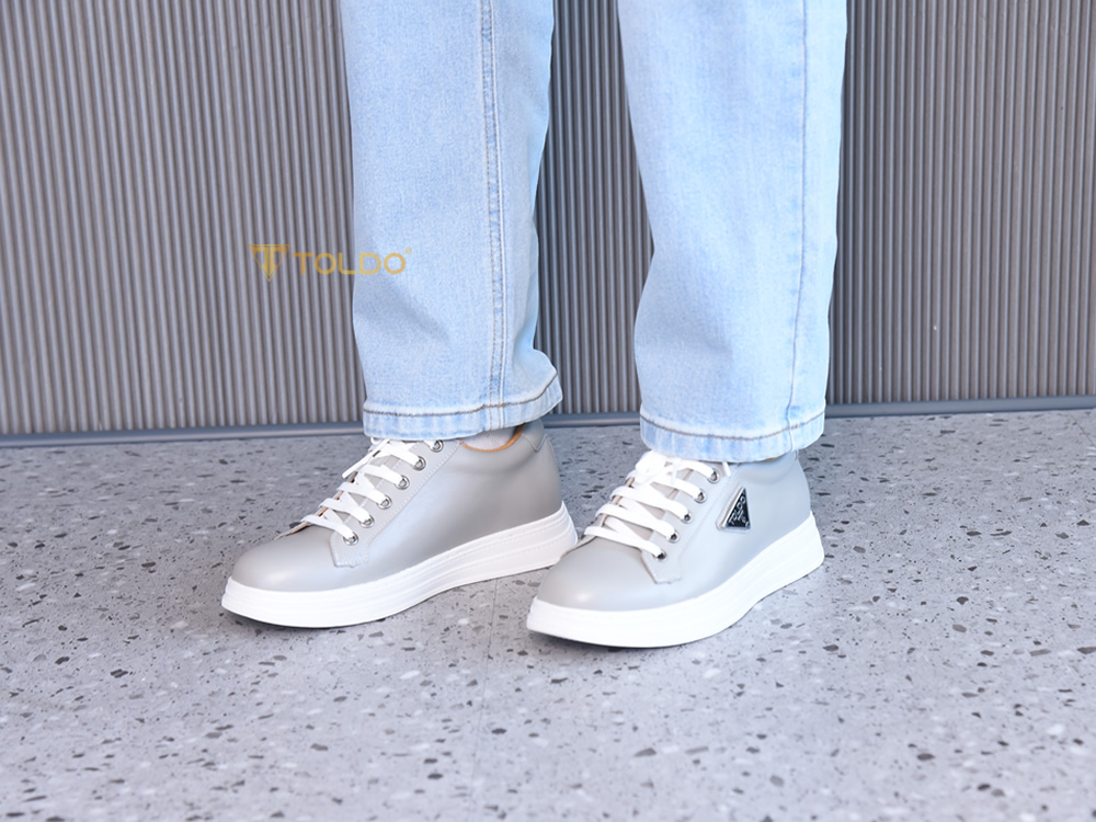 Giày cao 8cm thể thao màu ghi xám