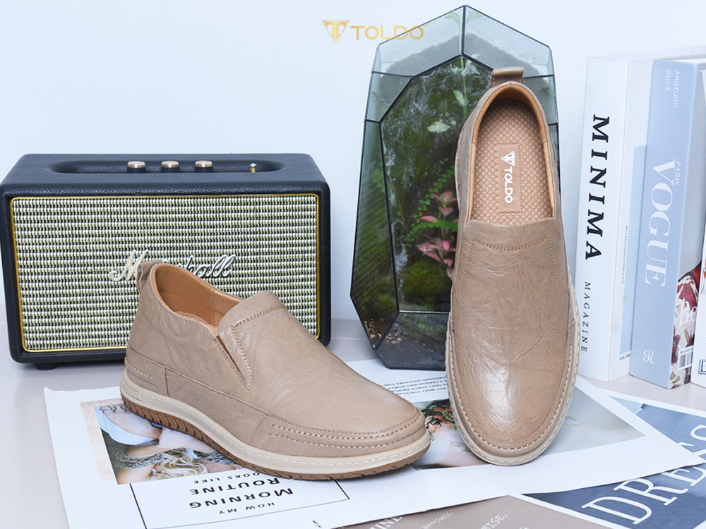 Giày cao 7cm da thật đế khâu màu kem