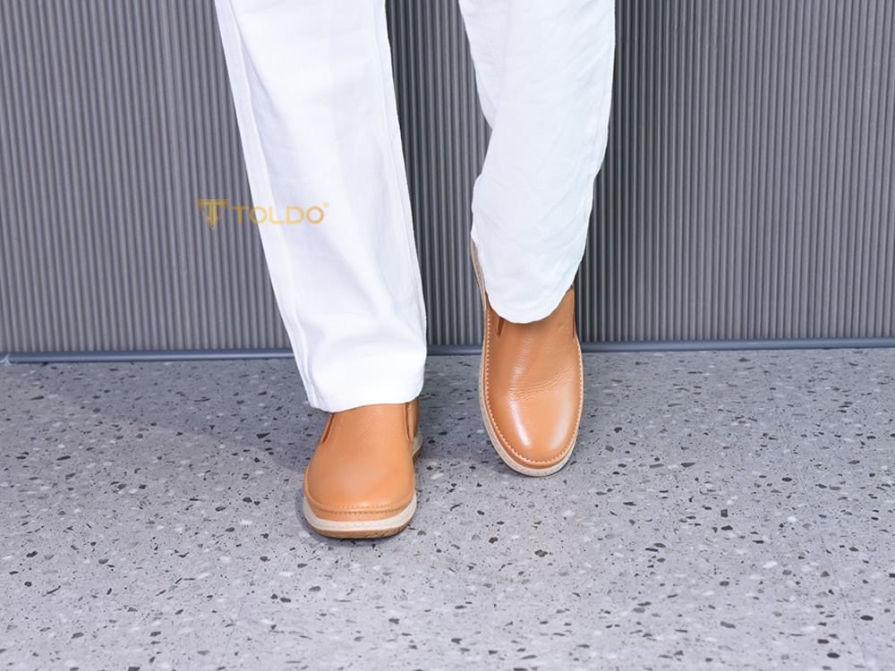 Giày nam cao 7cm da sần đế khâu