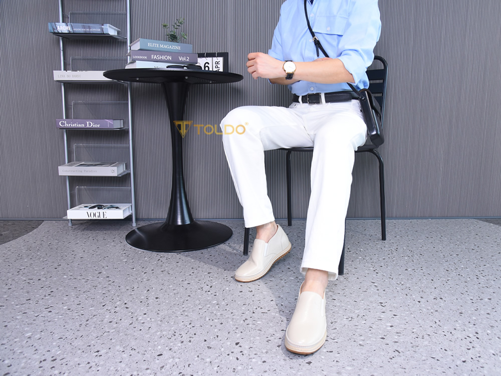 Giày tăng 7cm  chiều cao da sần nhẹ