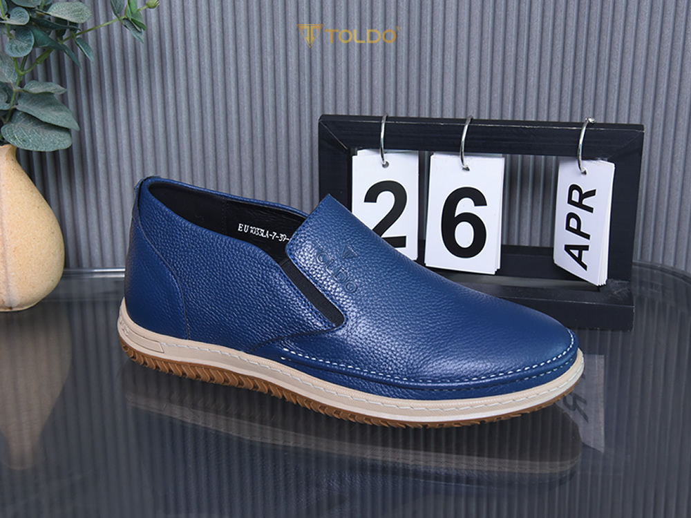 Giày cao 7cm da sần siêu nhẹ