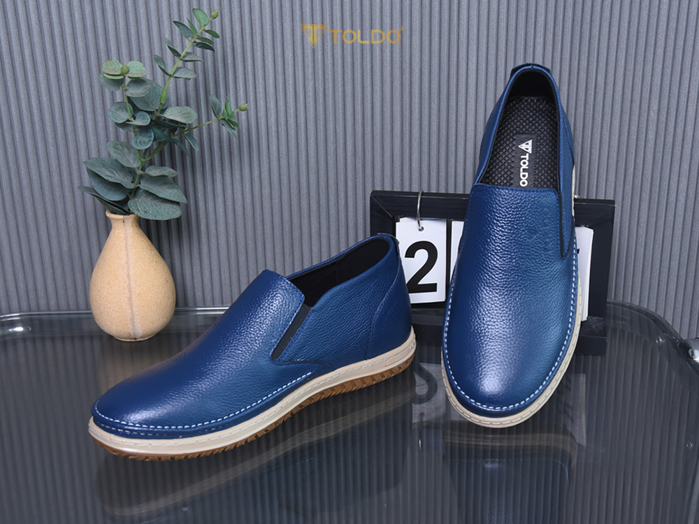 Giày cao 7cm da sần siêu nhẹ