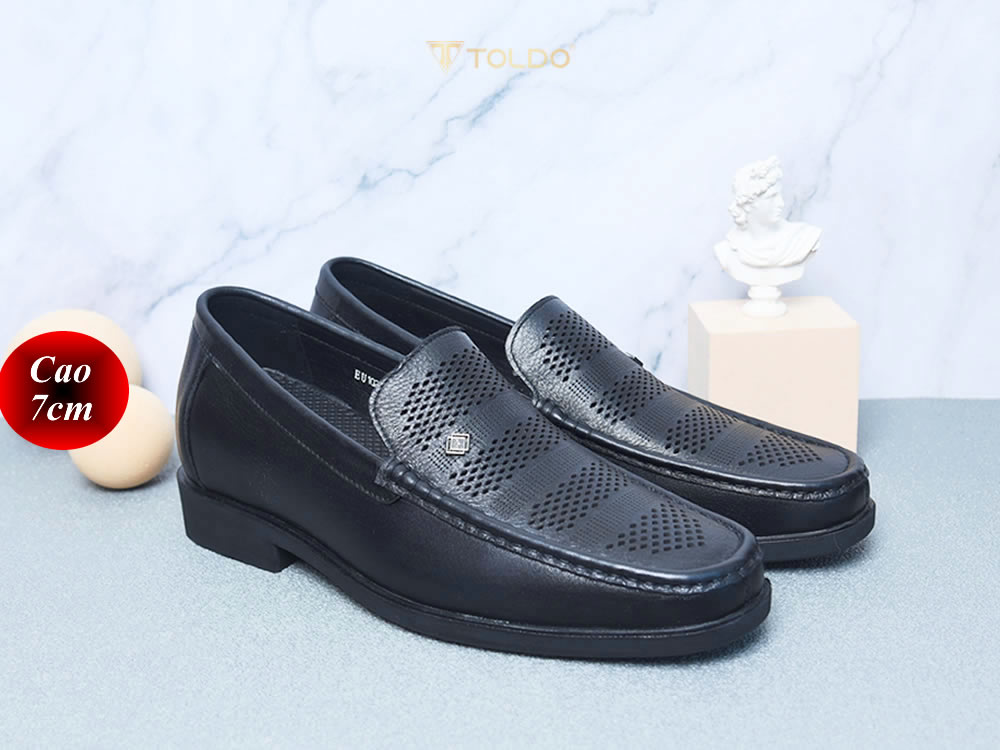 Giày cao 7cm thoáng khi đế khâu