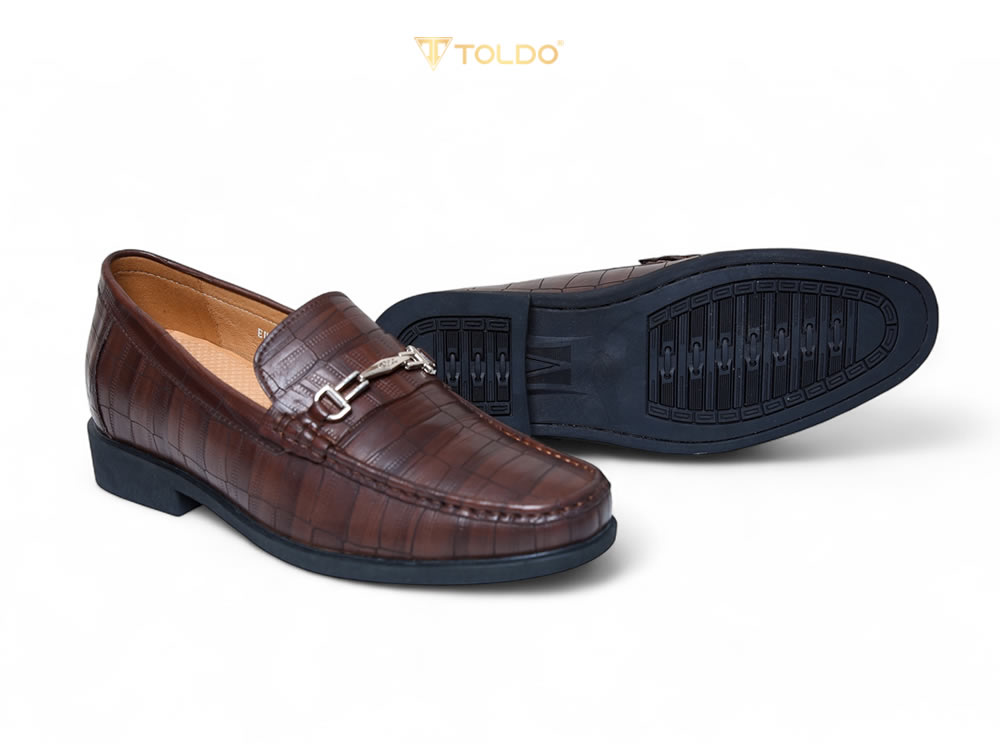 Giày cao 7cm vân cá sấu đế khâu