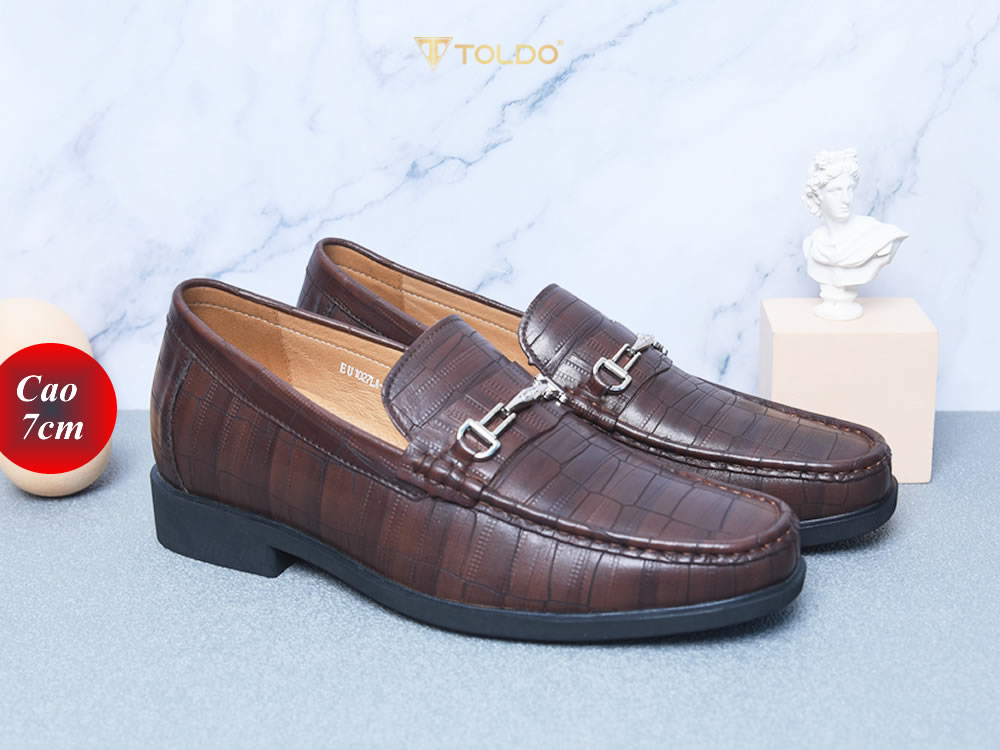 Giày cao 7cm vân cá sấu đế khâu