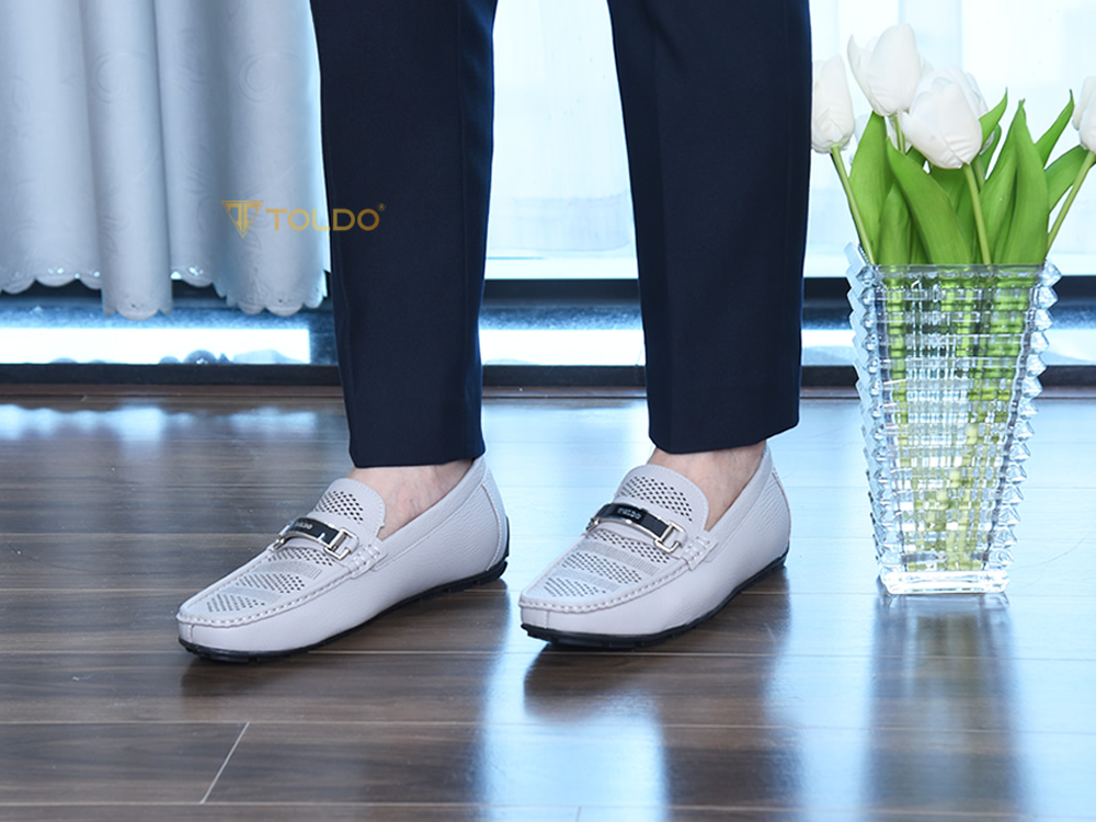 Giày mọi nam cao 6cm đục lỗ thoáng khí