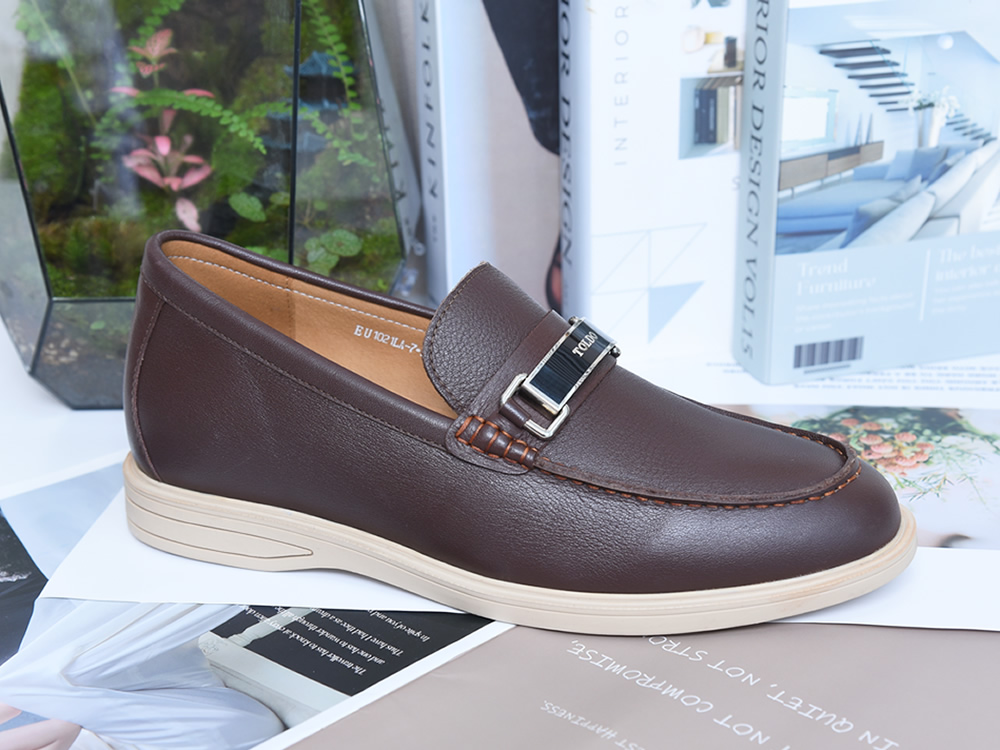 Giày cao 6cm da lộn màu nâu