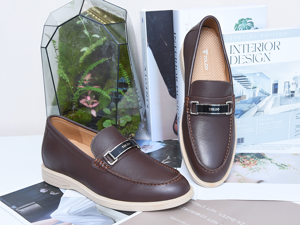 Giày cao 6cm da lộn màu nâu